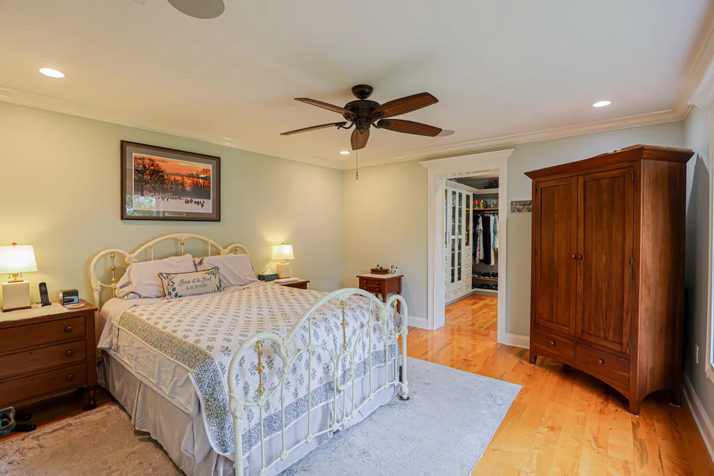 1255 Stiles Landing Paducah KY 42003