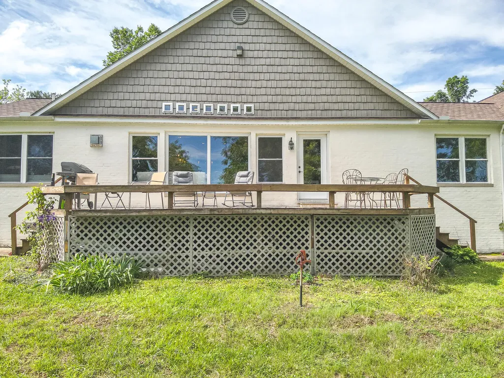 1255 Stiles Landing Paducah KY 42003