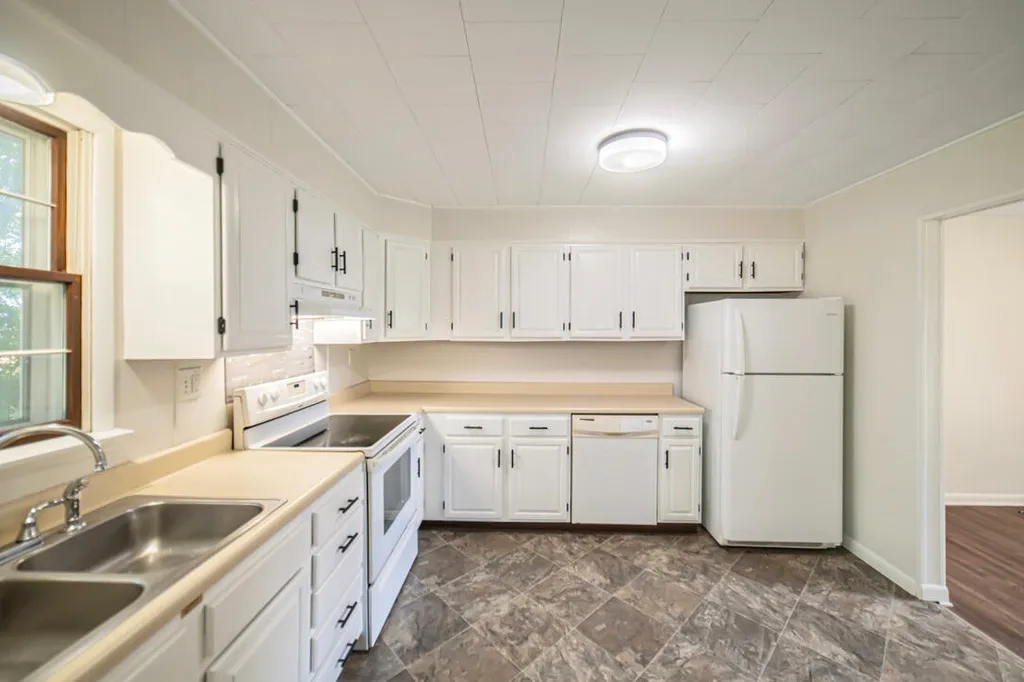 6545 Clinton Road Paducah KY 42001