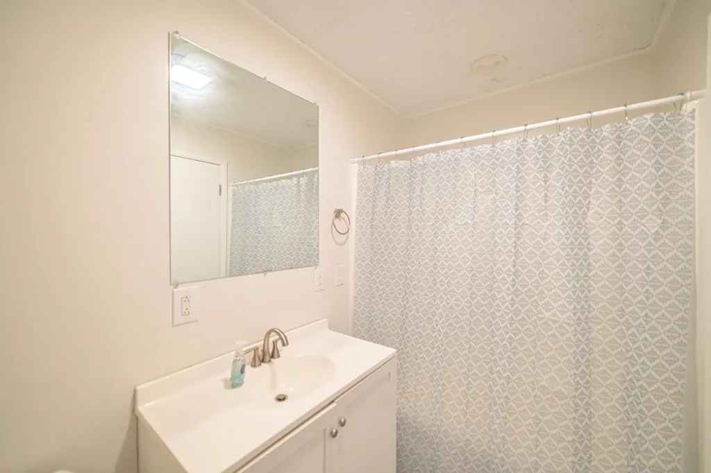 6545 Clinton Road Paducah KY 42001