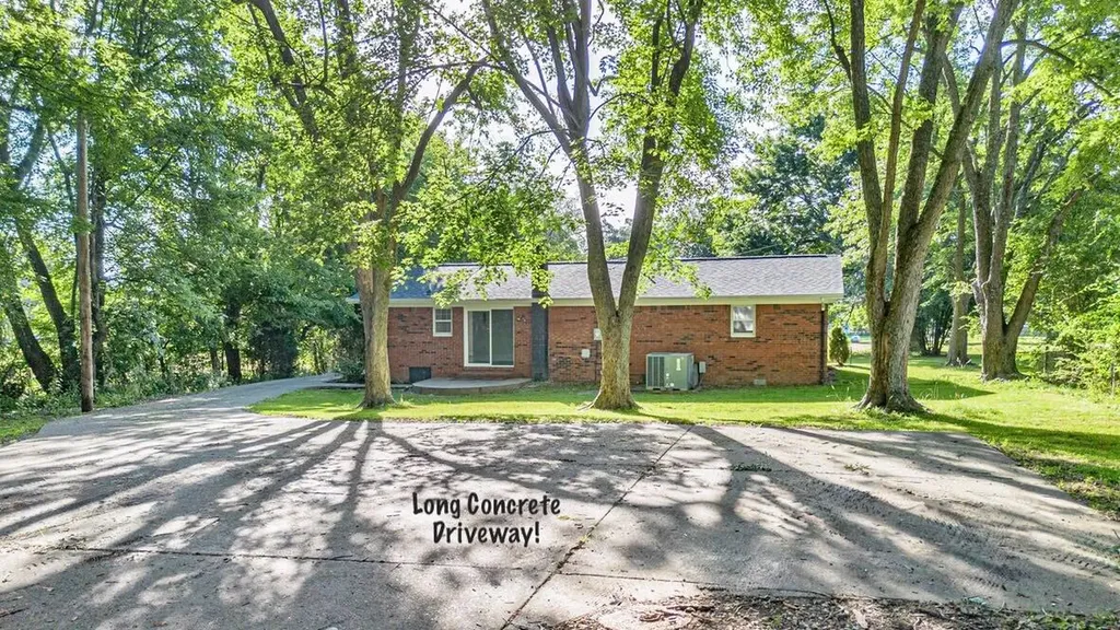 6545 Clinton Road Paducah KY 42001