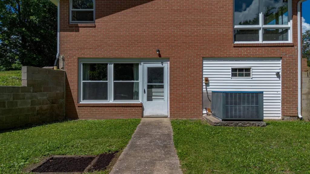 3200 Bement Street Paducah KY 42003
