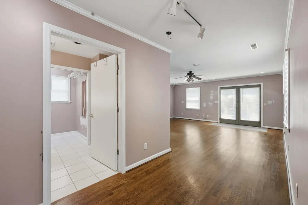 1008 Della Drive Lexington KY 40504