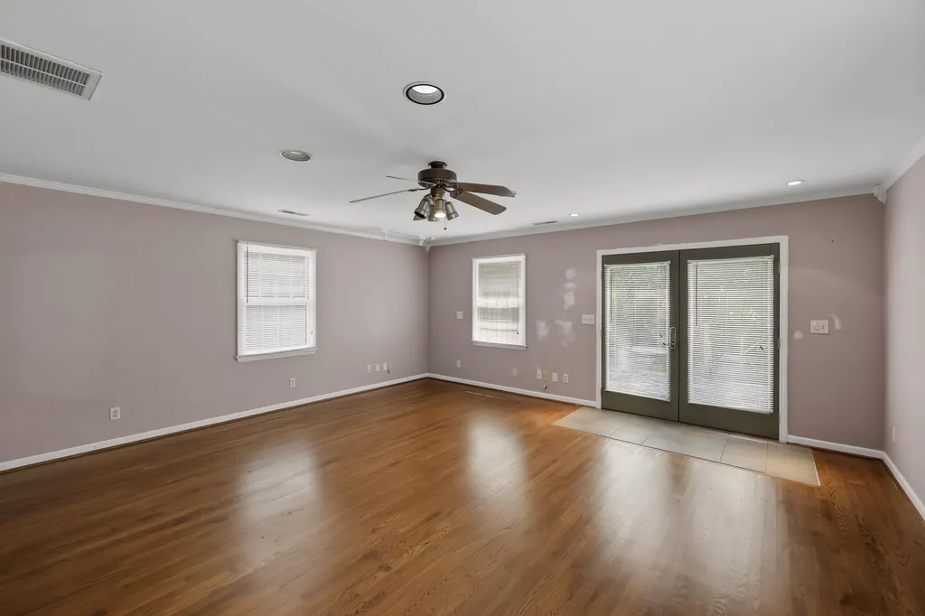 1008 Della Drive Lexington KY 40504
