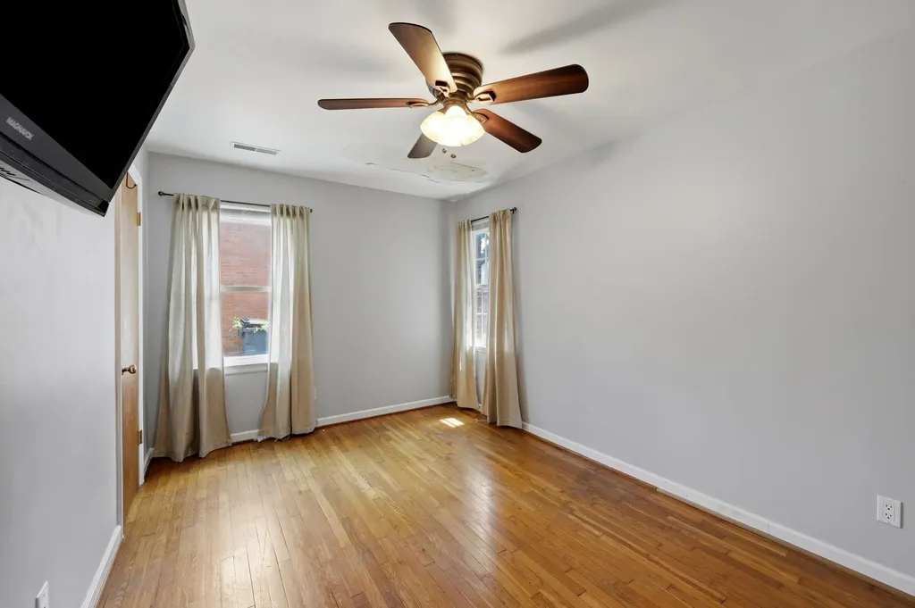 1008 Della Drive Lexington KY 40504