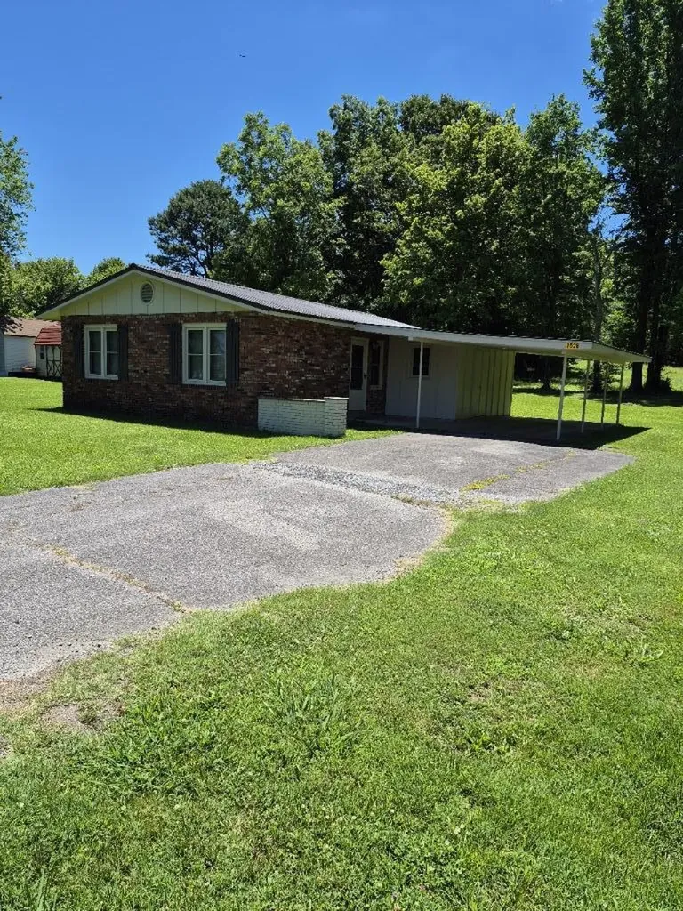 1528 Main Street Benton KY 42025