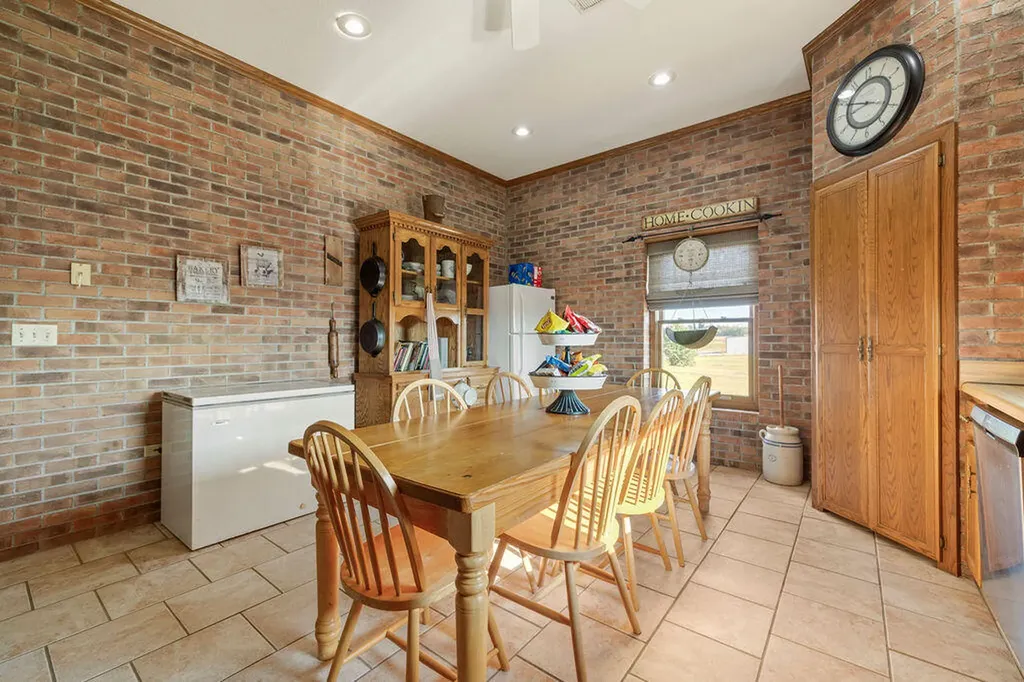 363 Grant Road Murray KY 42071