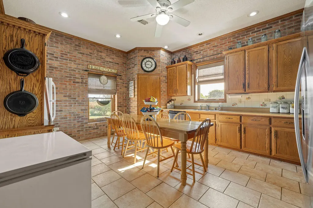 363 Grant Road Murray KY 42071