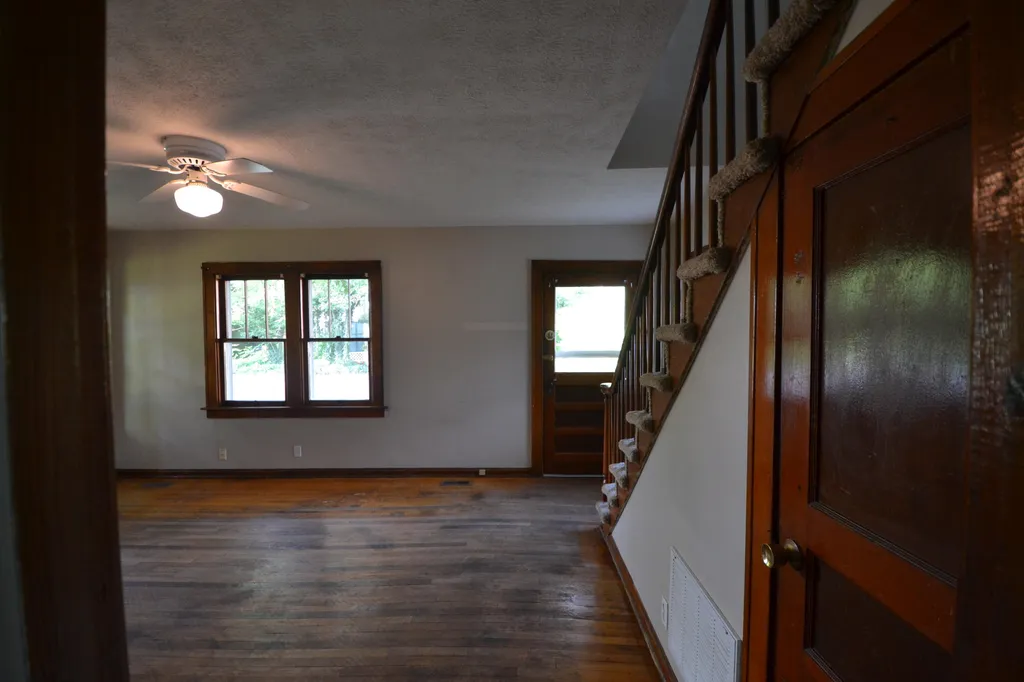 324 N East Street Harrodsburg KY 40330