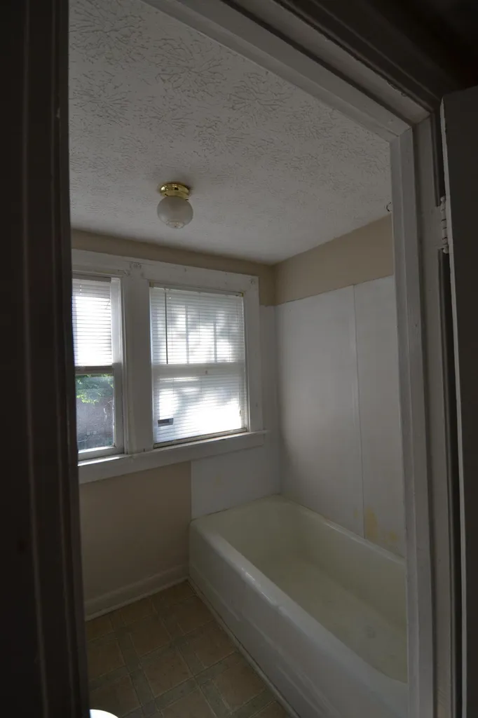 324 N East Street Harrodsburg KY 40330