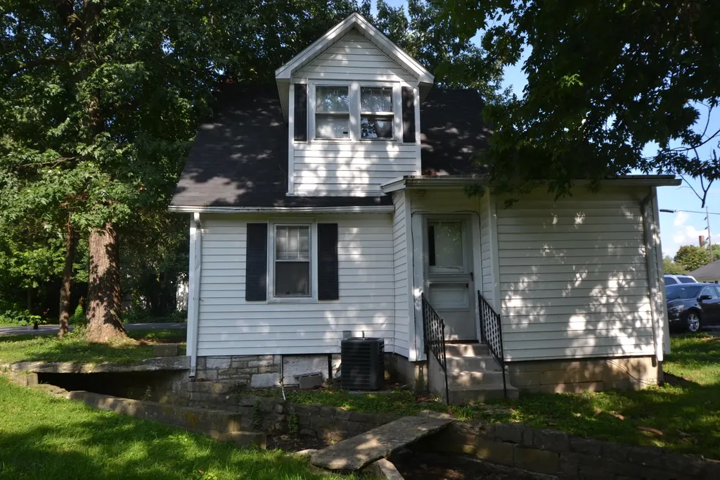 324 N East Street Harrodsburg KY 40330