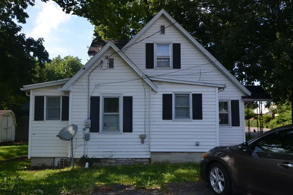 324 N East Street Harrodsburg KY 40330