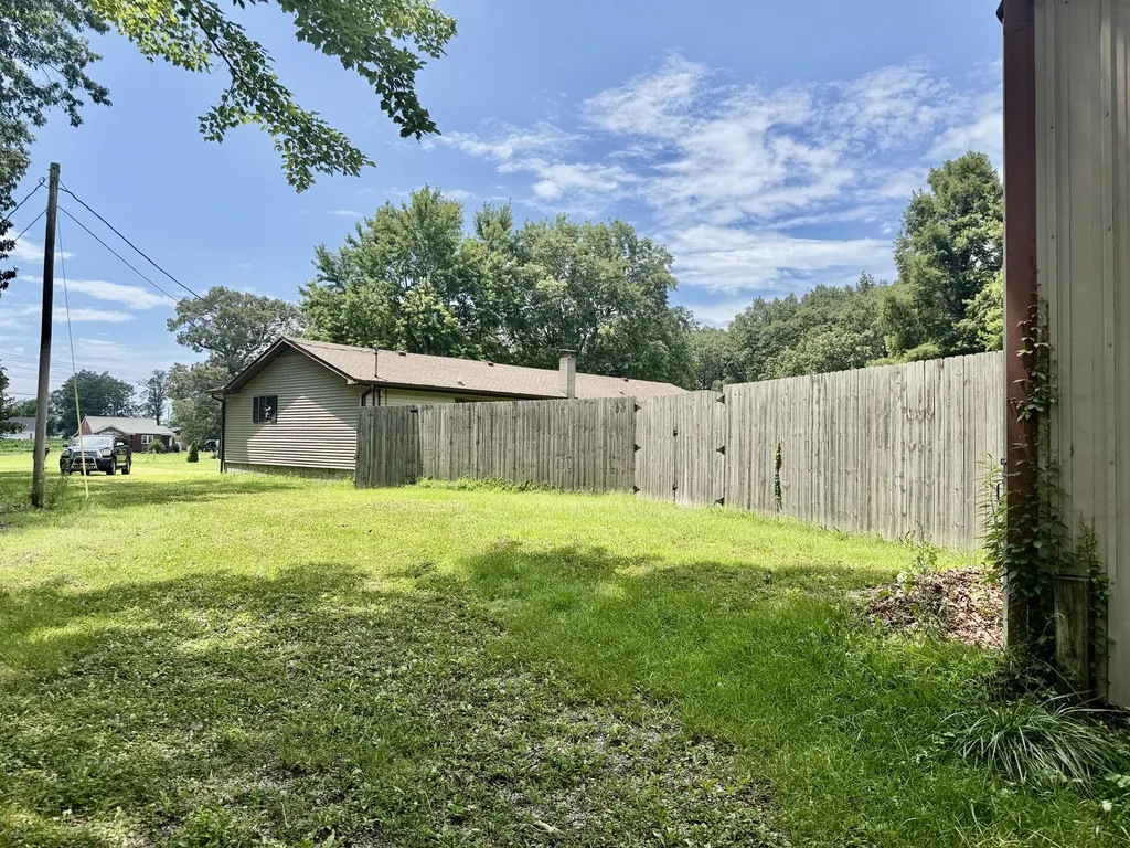 2158 U.s. 68 Benton KY 42025