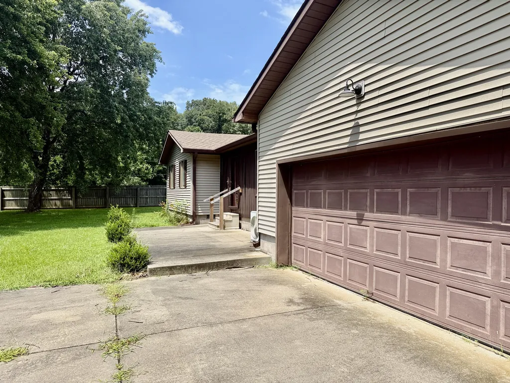 2158 U.s. 68 Benton KY 42025