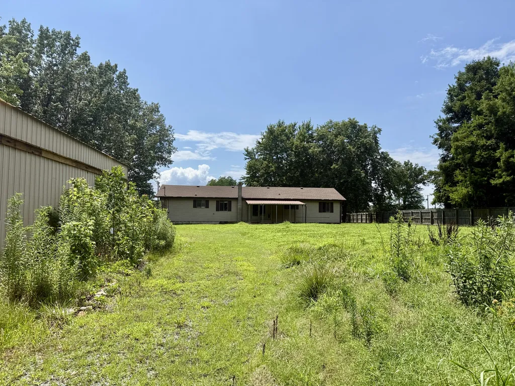 2158 U.s. 68 Benton KY 42025