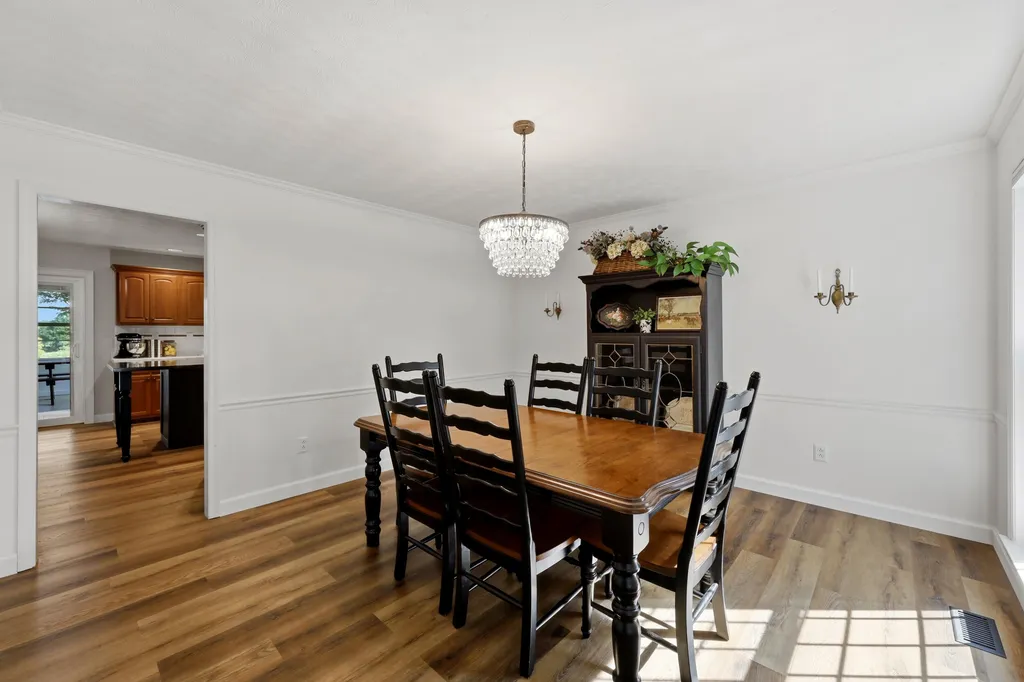 8021 Day Pike Maysville KY 41056