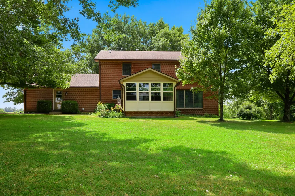 8021 Day Pike Maysville KY 41056