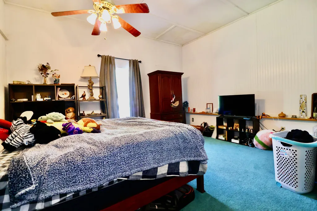 5701 Oakhaven Drive Paducah KY 42003