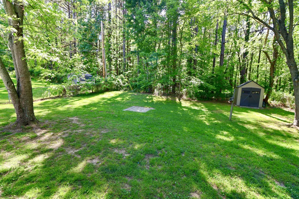 5701 Oakhaven Drive Paducah KY 42003
