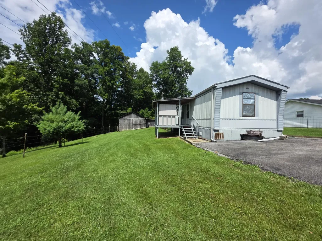91 Blakley Subdivision Road London KY 40741