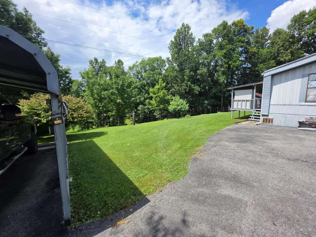 91 Blakley Subdivision Road London KY 40741