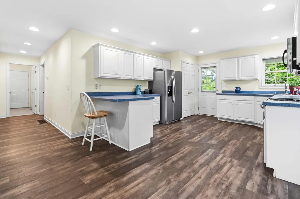 1043 Burnell Drive Berea KY 40403