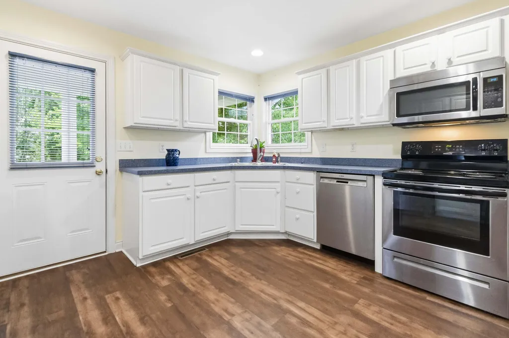 1043 Burnell Drive Berea KY 40403
