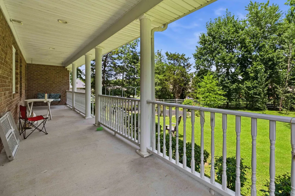 1043 Burnell Drive Berea KY 40403