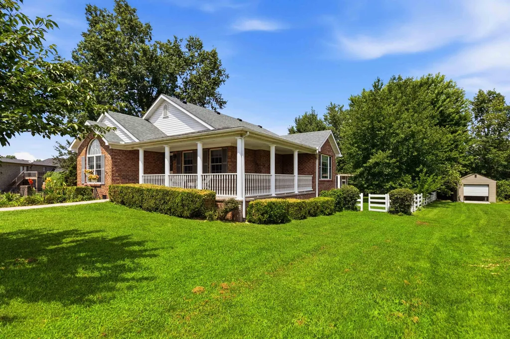 1043 Burnell Drive Berea KY 40403