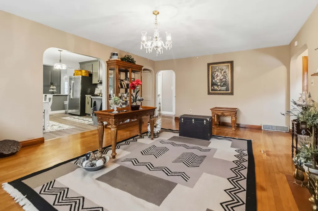 111 House Avenue Manchester KY 40962