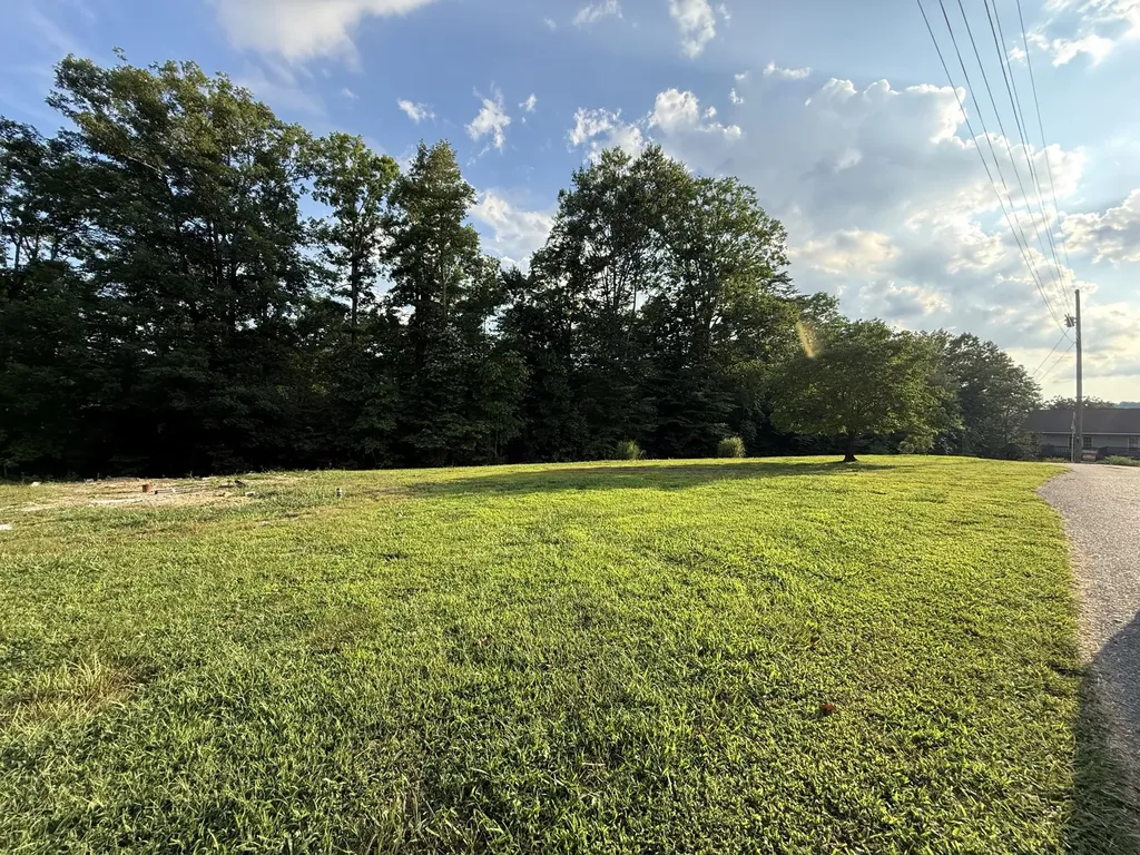 305 Hunters Paradise Road Monticello KY 42633