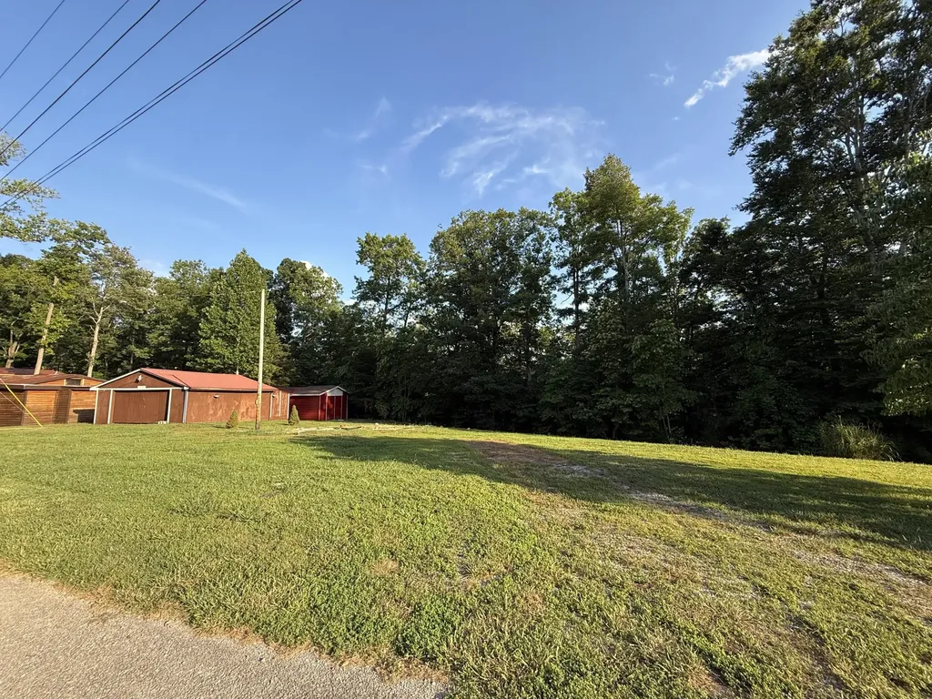 305 Hunters Paradise Road Monticello KY 42633