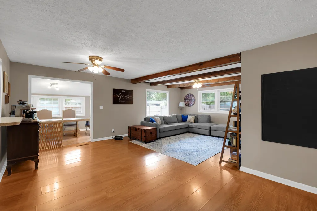 3131 Radiance Road Louisville KY 40220