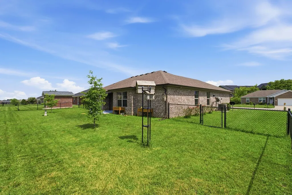 435 Southern Cross Drive Richmond KY 40475