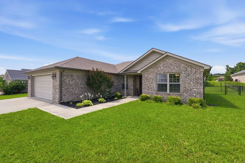 435 Southern Cross Drive Richmond KY 40475