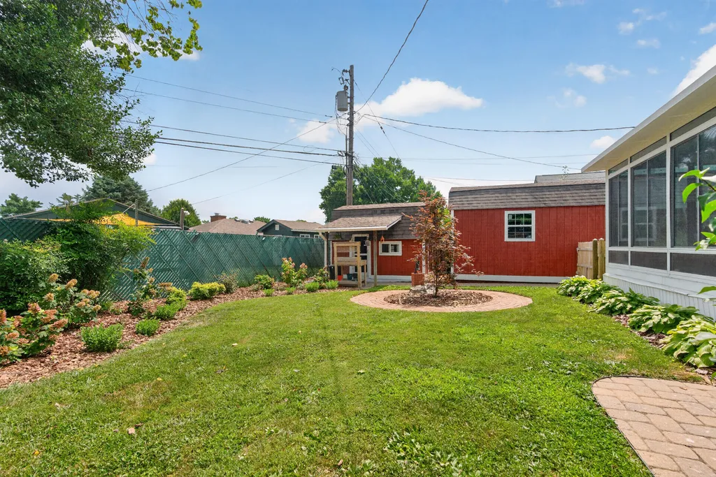 323 Stratford Drive Lexington KY 40503