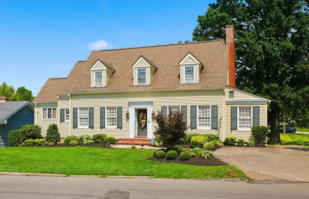 351 Boone Avenue Winchester KY 40391