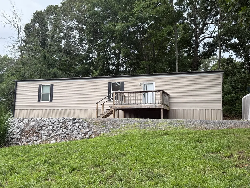 13 Wells Lane Gilbertsville KY 42044