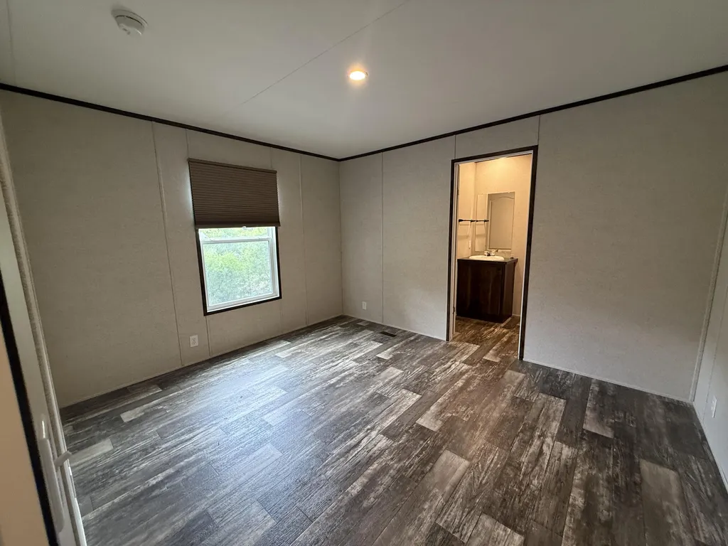 13 Wells Lane Gilbertsville KY 42044