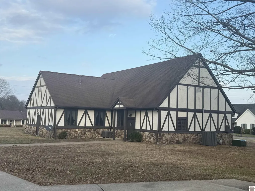 1326 Wilson Drive Mayfield KY 42066