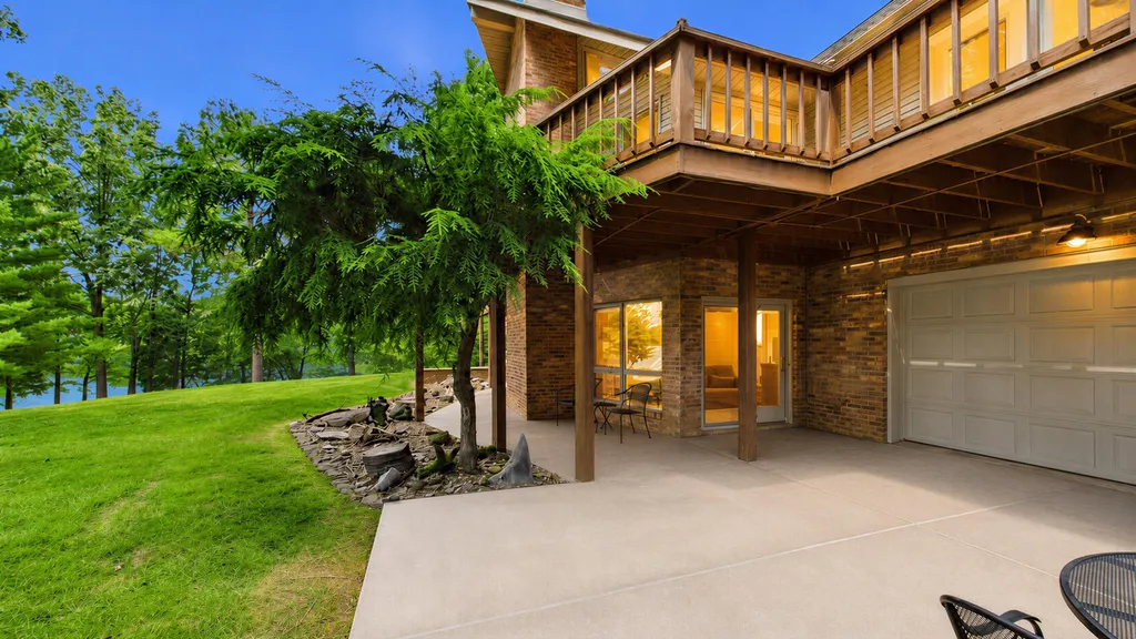 897 Summit Point Cadiz KY 42211