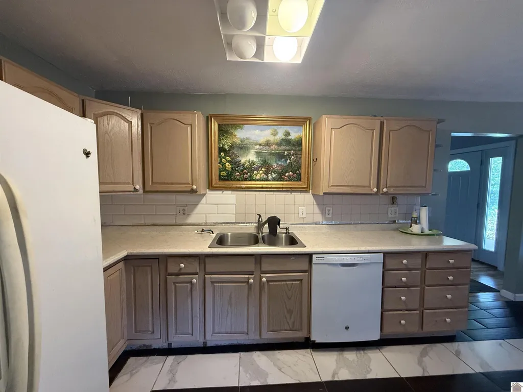1366 Scottsdale Drive Benton KY 42025