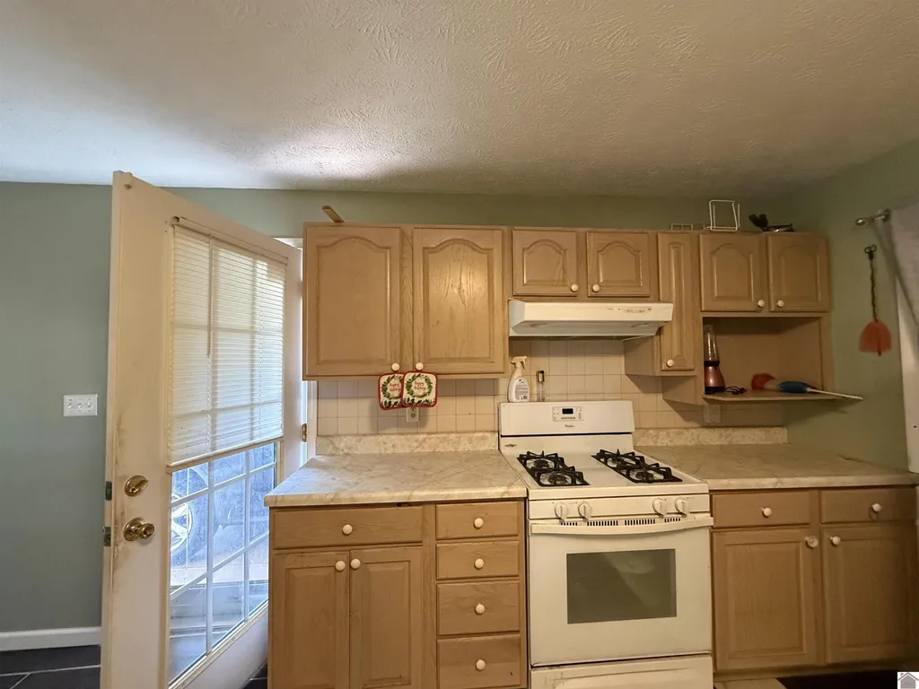 1366 Scottsdale Drive Benton KY 42025