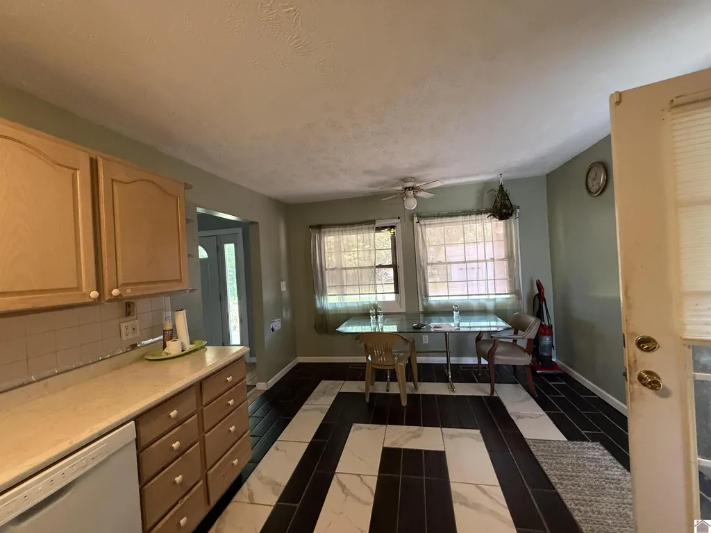 1366 Scottsdale Drive Benton KY 42025