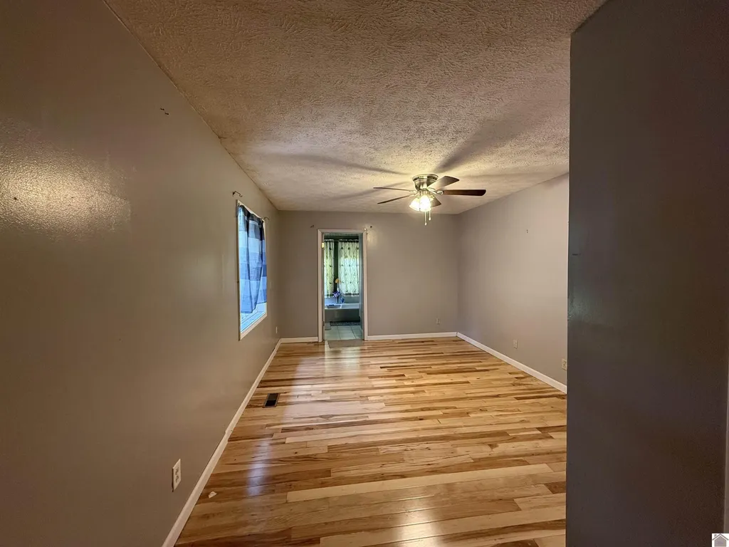 1366 Scottsdale Drive Benton KY 42025
