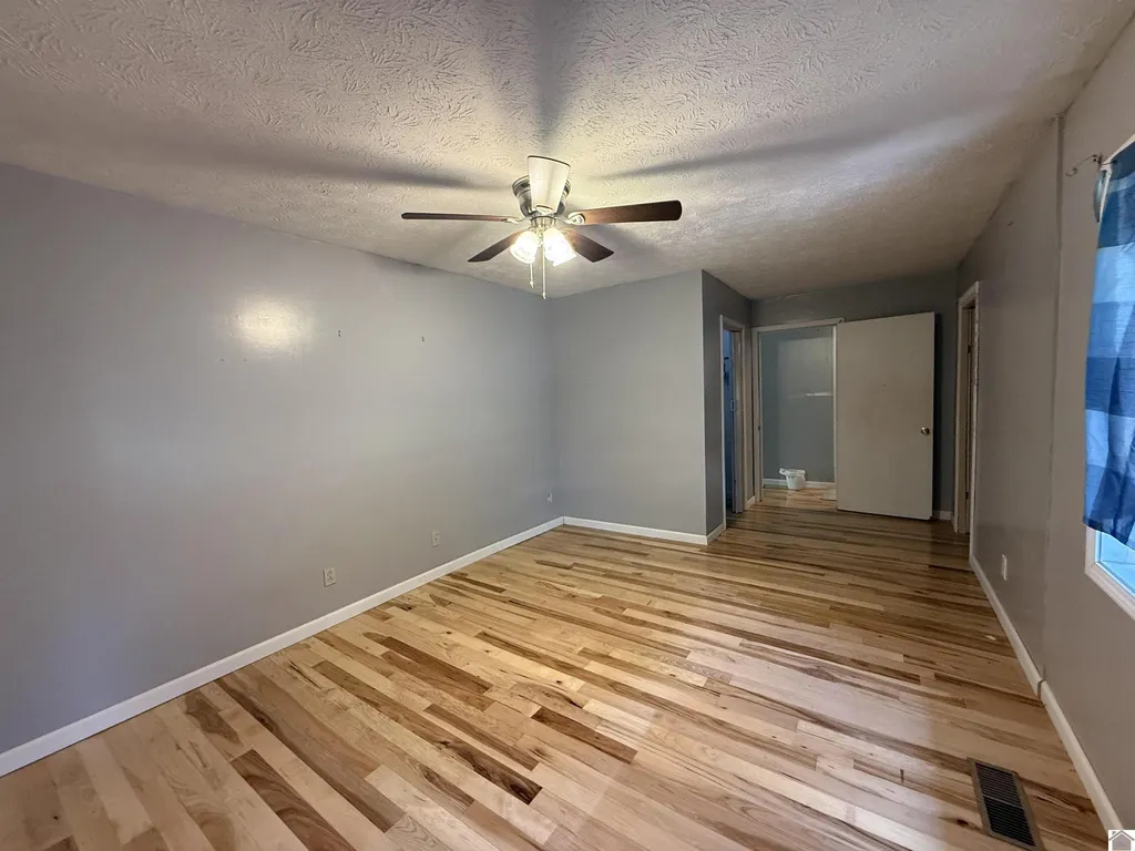 1366 Scottsdale Drive Benton KY 42025
