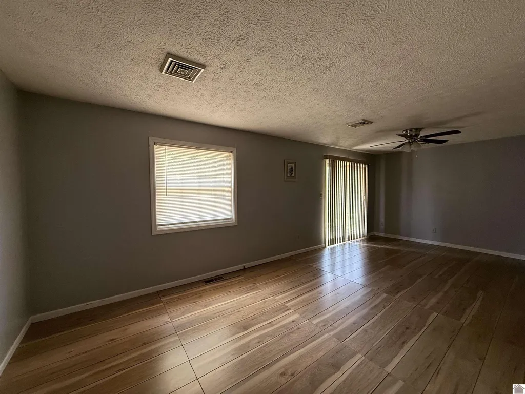 1366 Scottsdale Drive Benton KY 42025