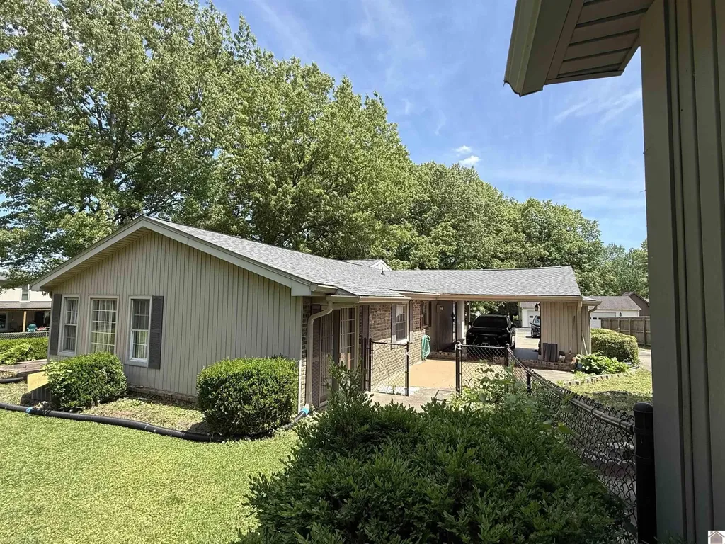 1366 Scottsdale Drive Benton KY 42025