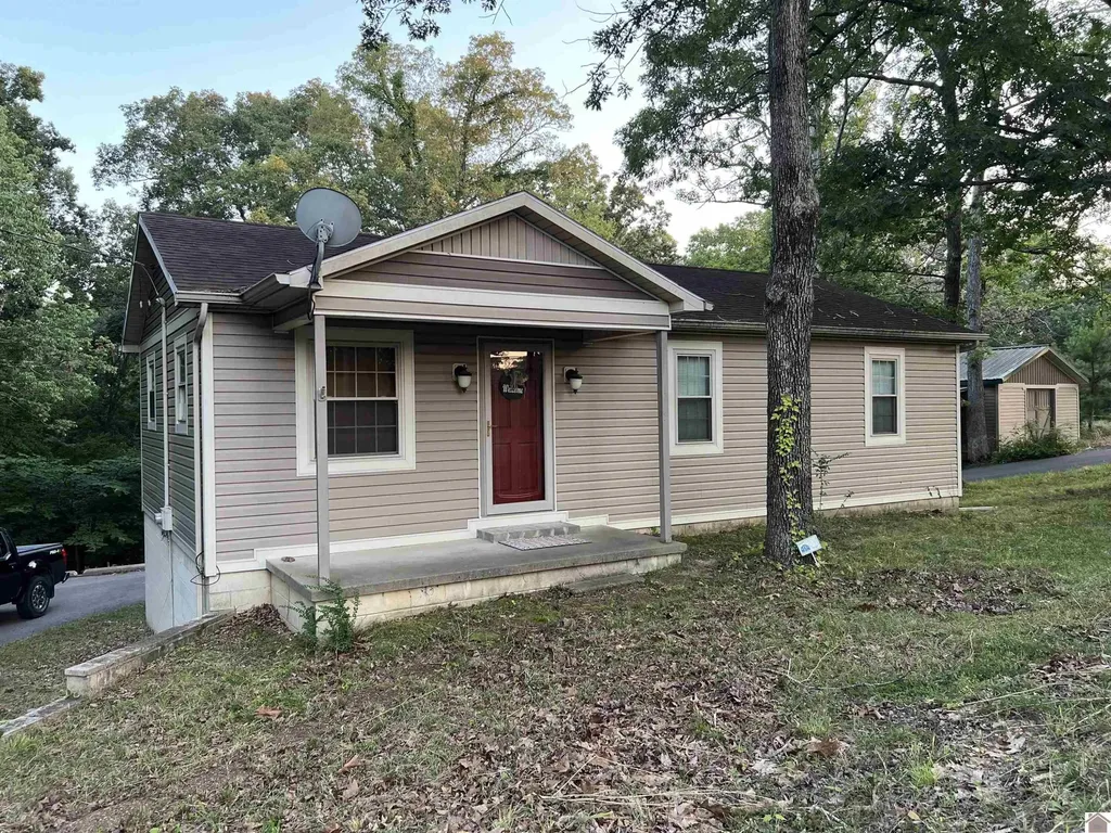 300 Spicewood Lane Benton KY 42025