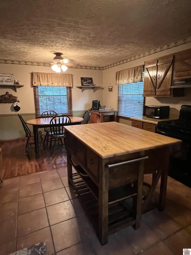 300 Spicewood Lane Benton KY 42025